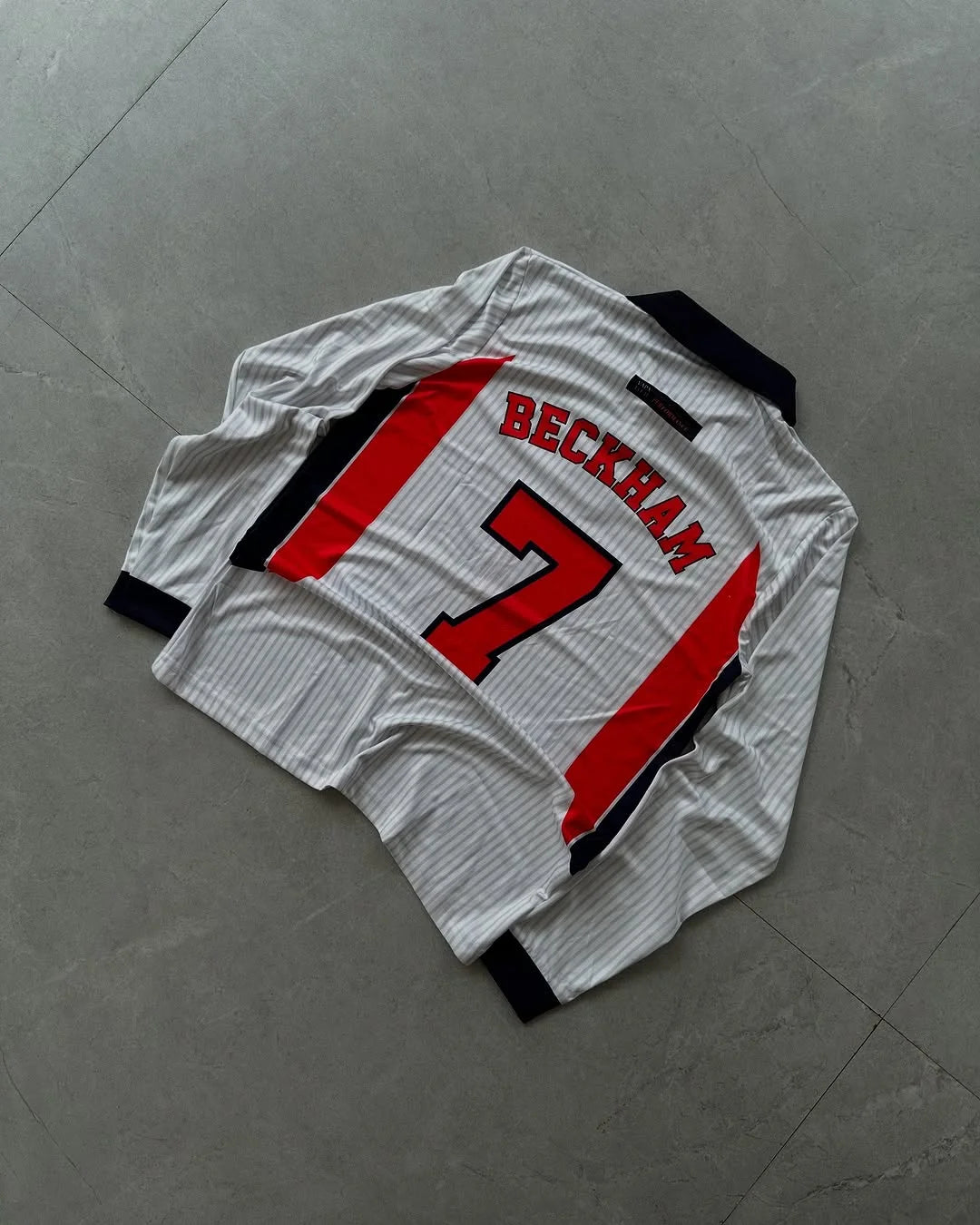 ENGLAND RETRO 1998 HOME BECKHAM with COLLAR FULL SLEEVE (EMBROIDERY LOGOS)