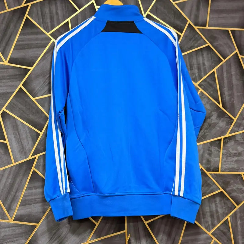 MAN UTD BLUE 2025/26 OFFICIAL MERCHANDISE PREMIUM JACKET