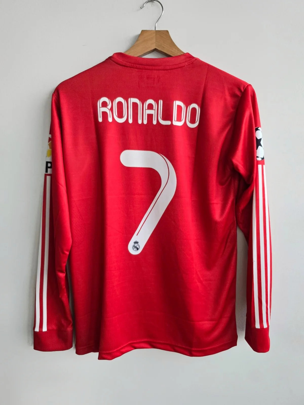 REAL MADRID RETRO 2011-12 FULL SLEEVE CRISTIANO RONALDO (EMBROIDERY LOGOS)