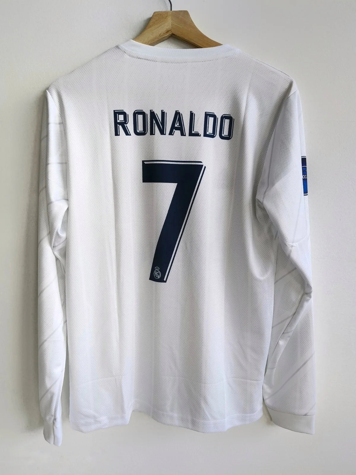 REAL MADRID RETRO 2017-18 HOME KIT FULL SLEEVE RONALDO (EMBROIDERY LOGOS)