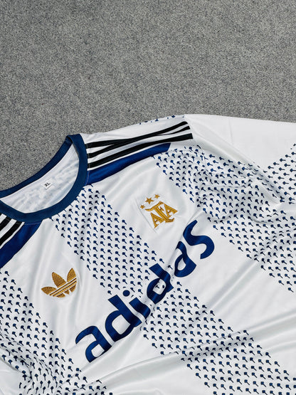 ARGENTINA SPECIAL EDITION KIT BATISTUTA FIVESLEEVE EMBROIDERY