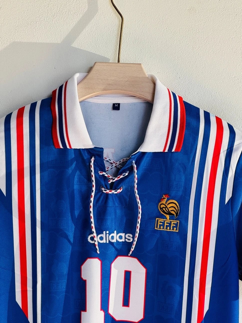 FRANCE 1996 HOME KIT ZIDANE POLO EMBROIDERY WITH LAYS
