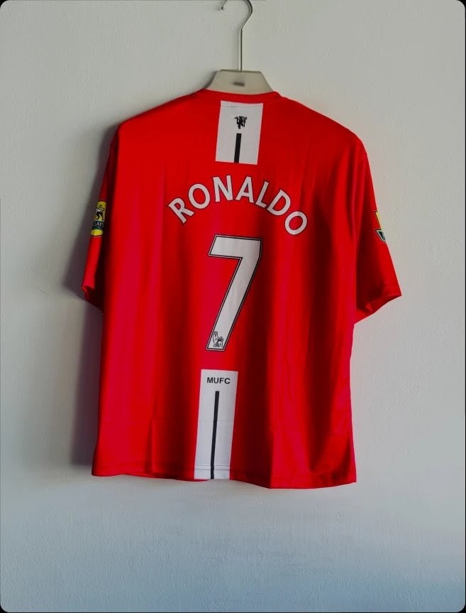 MANCHESTER UNITED 2008-09 HOME KIT RONALDO FIVESLEEVE EMBROIDERY