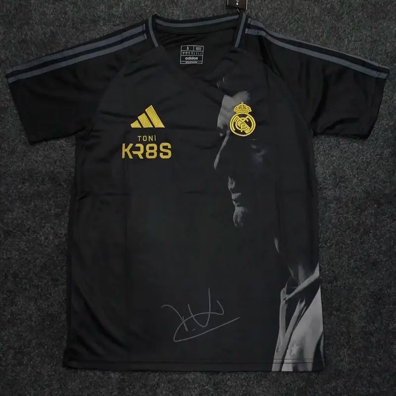 REAL MADRID X TONI KROOS SPECIAL EDITION WITH SIGNATURE PREMIUM QUALITY