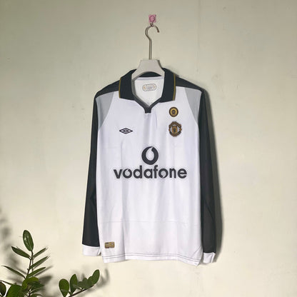 DAVID BECKAM MANCHESTER UNITED 2000 - 01 AWAY KIT