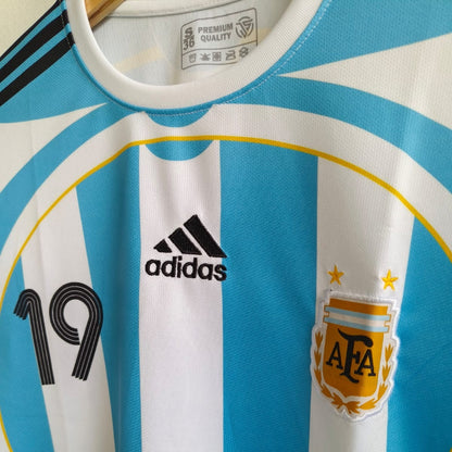 LIONEL MESSI ARGENTINA 2006 HOME KIT