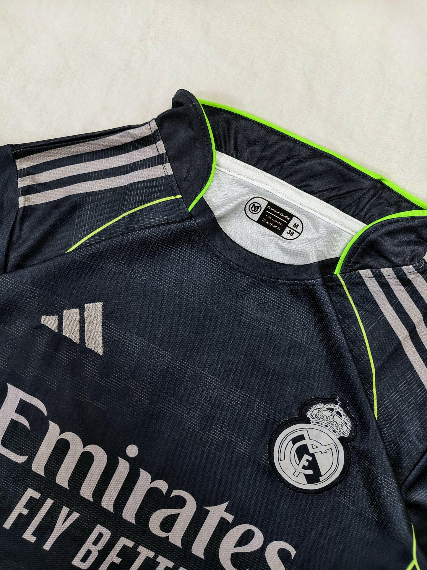REAL MADRID AWAY 25/26 SEASON EMBROIDERY PREMIUM HALF SLEEVE KIT.